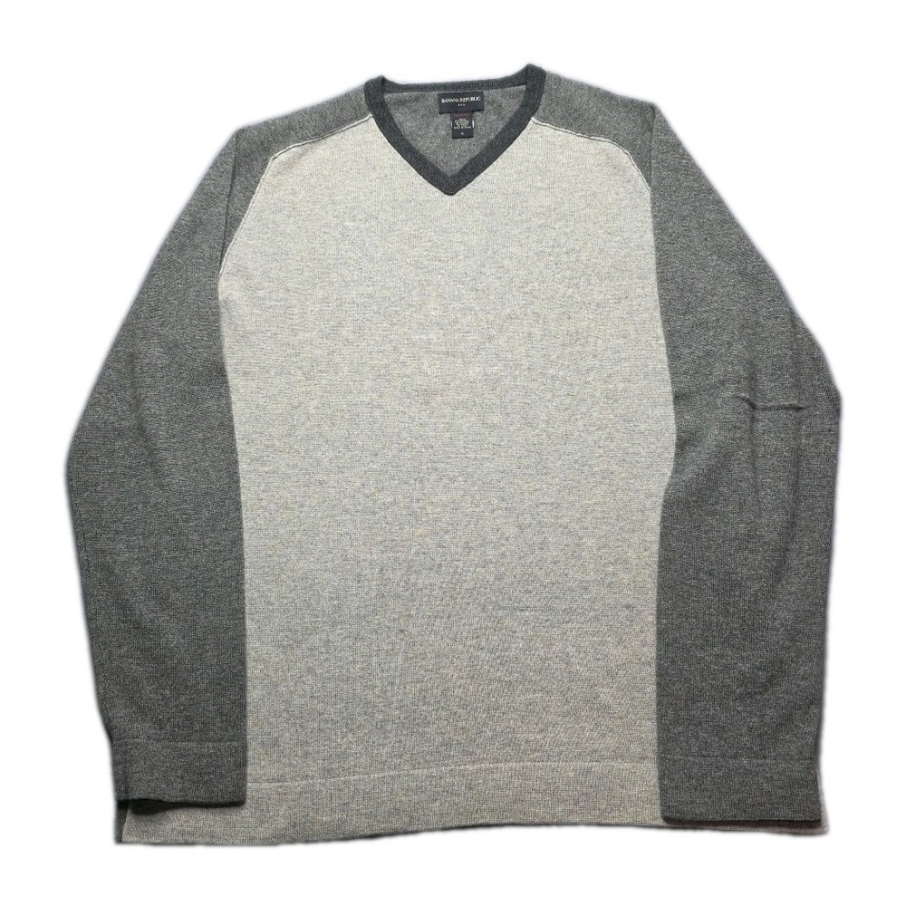 Banana Republic 100% Cashmere Gray Mens Large V Neck Long Sleeve Sweater